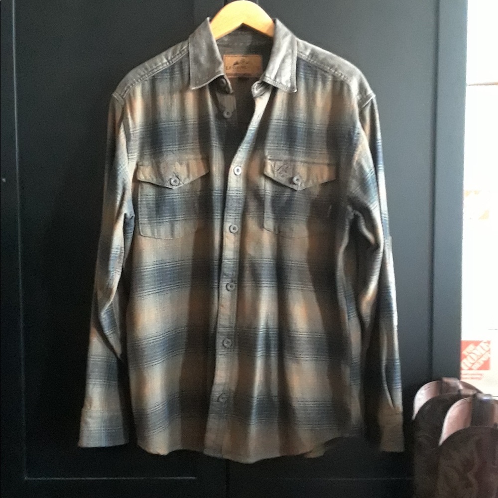 Legendary Whitetails long sleeved plaid